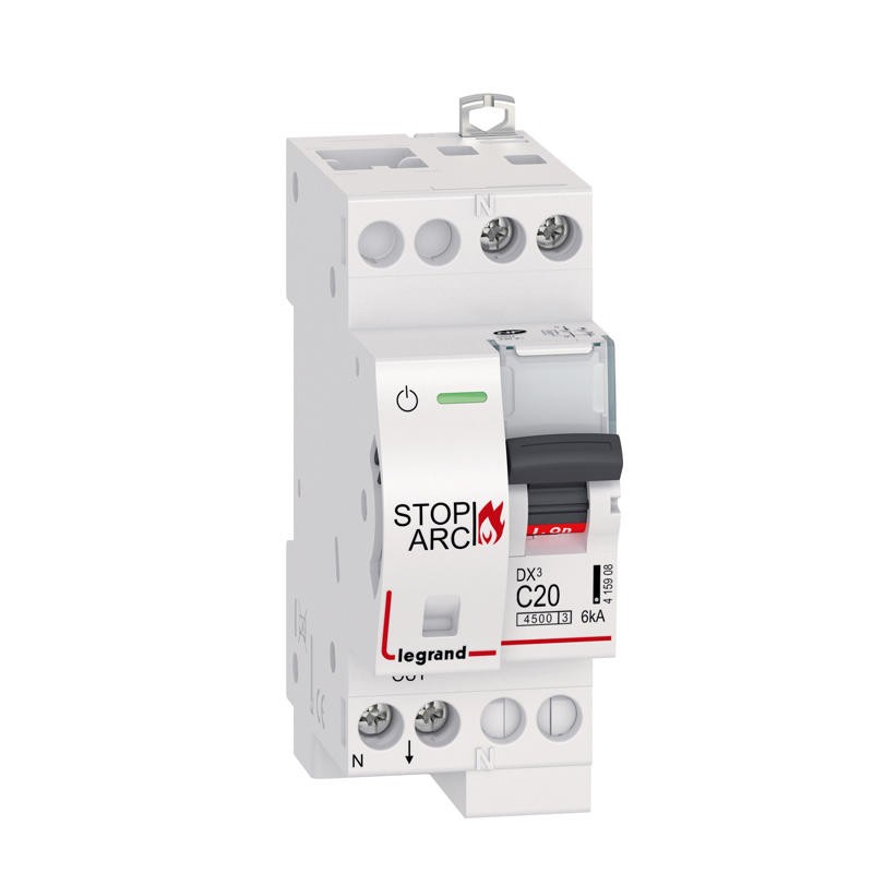 Disjoncteur DX³ STOP ARC 4500 6kA arrivée haute et sortie basse à v...
