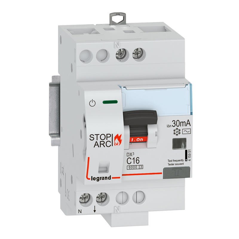 Disjoncteur diff DX³ STOP ARC 4500 arrivée et départ à vis 1P+N 230...