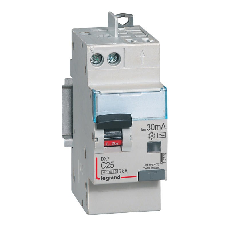 Disjoncteur diff DX³4500 arrivée haute vis et départ haut automatiq...