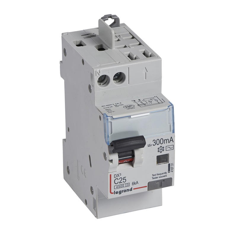 Disjoncteur diff DX³4500 arrivée haute vis et départ haut automatiq...