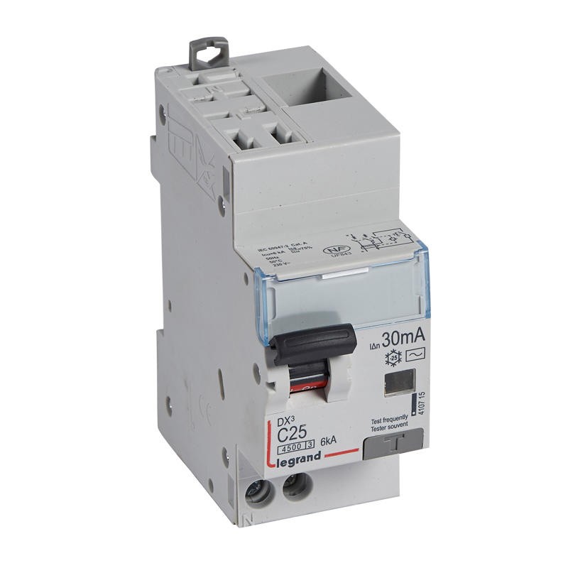 Disjoncteur diff DX³4500 arrivée haute automatique et départ bas à ...