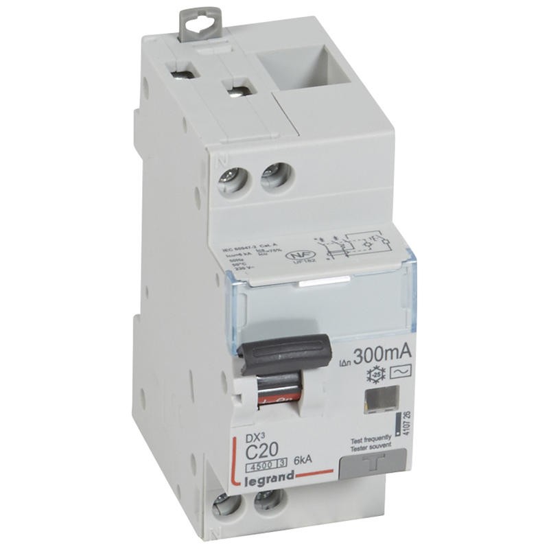 Disjoncteur diff DX³4500 arrivée haute et départ bas à vis U+N 230V...