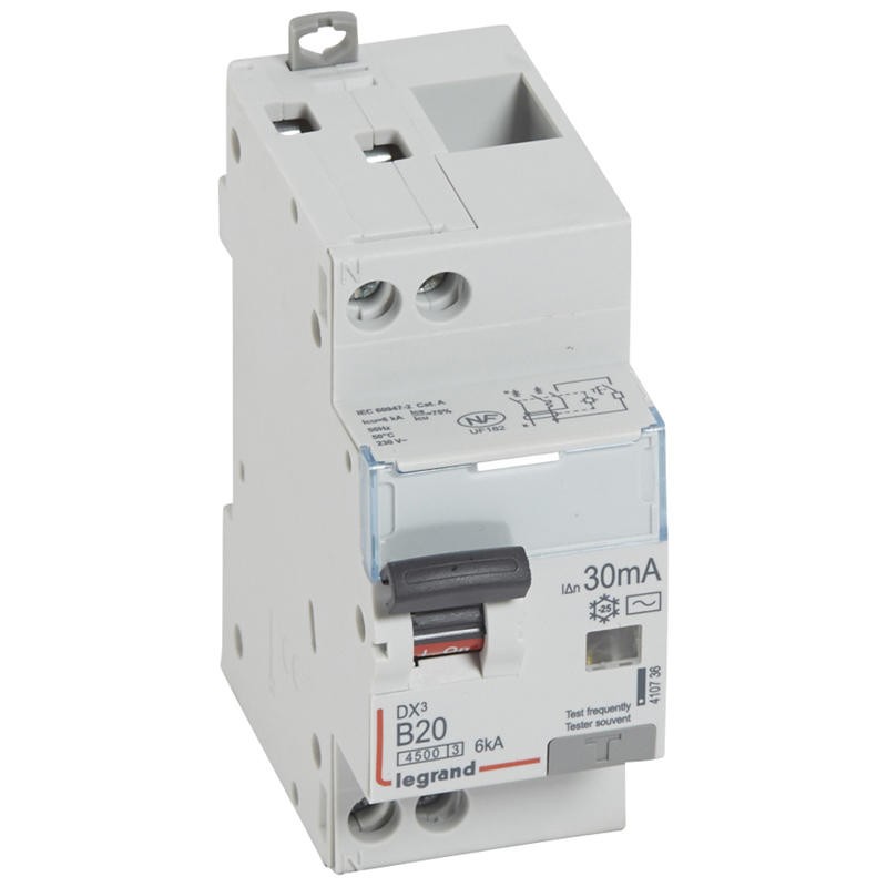 Disjoncteur diff DX³4500 arrivée haute et départ bas à vis U+N 230V...
